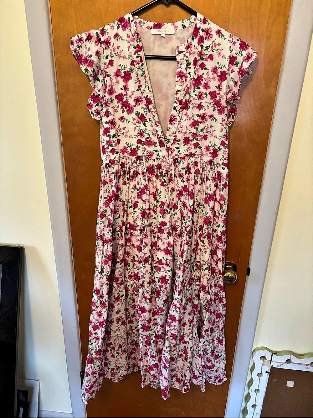 Floral Maxi Dress in Pink & White Like New